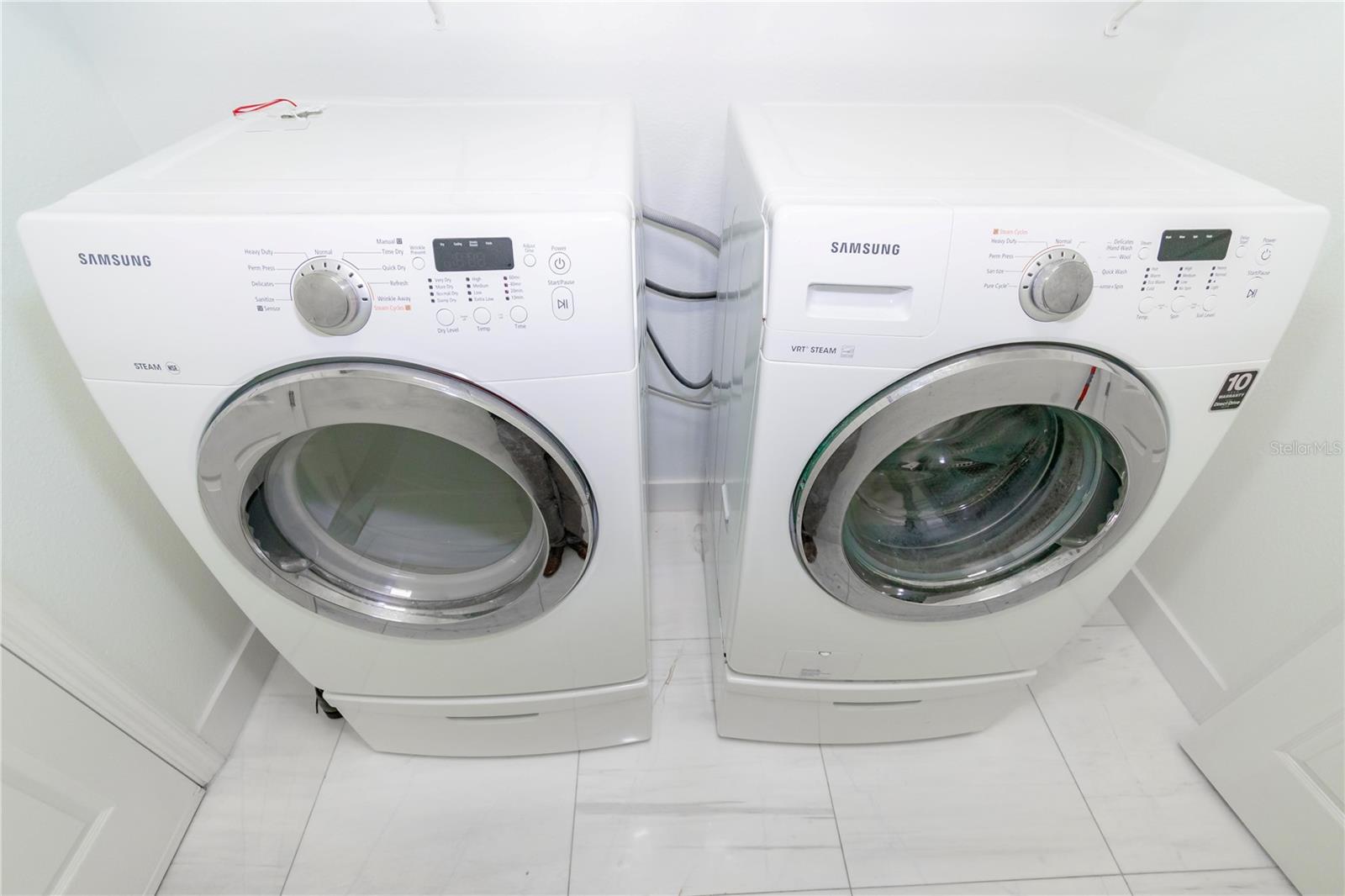 VISTA LAKES VILLAGE N-1 PEMBROKE - Residential