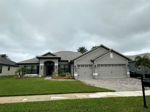 A home in AUBURNDALE