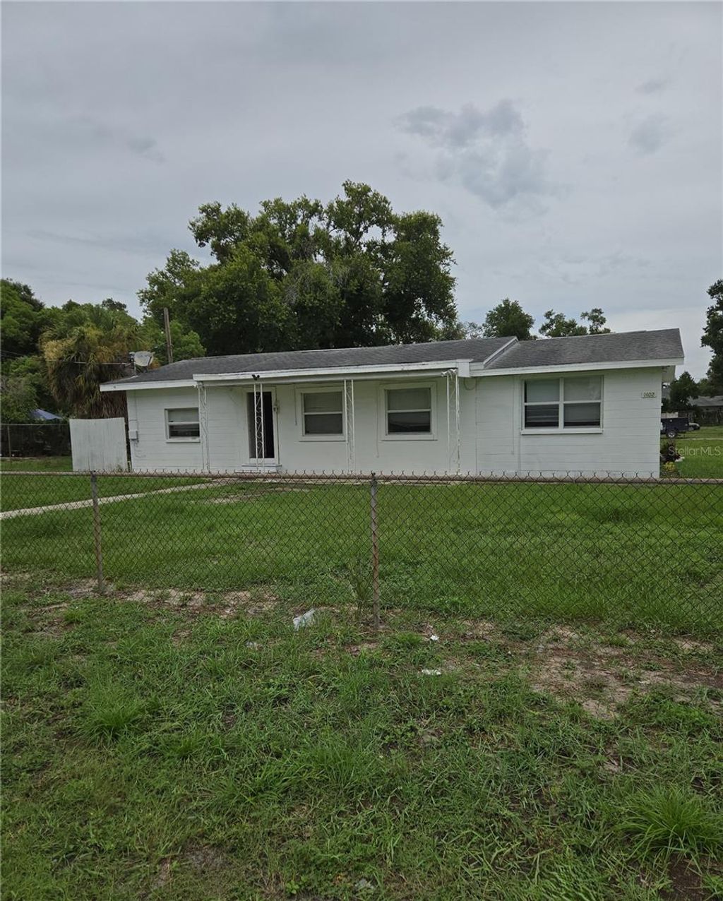 Photo of 1402 Maluhia Drive, Tampa, FL 33612 (MLS # TB8531143)
