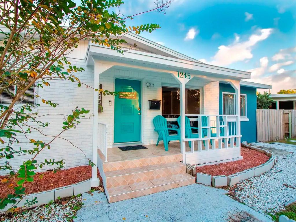 Photo of 1245 Catalpa Lane, Orlando, FL 32806 (MLS # O6378127)