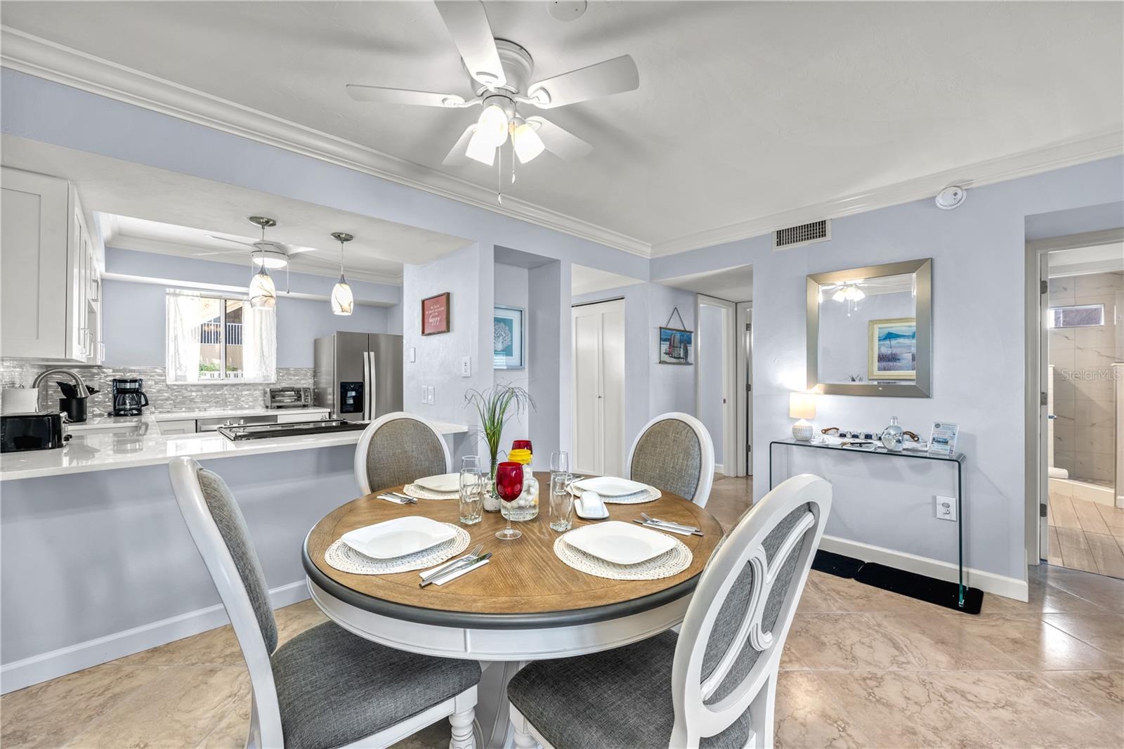 RUNAWAY BAY - Residential