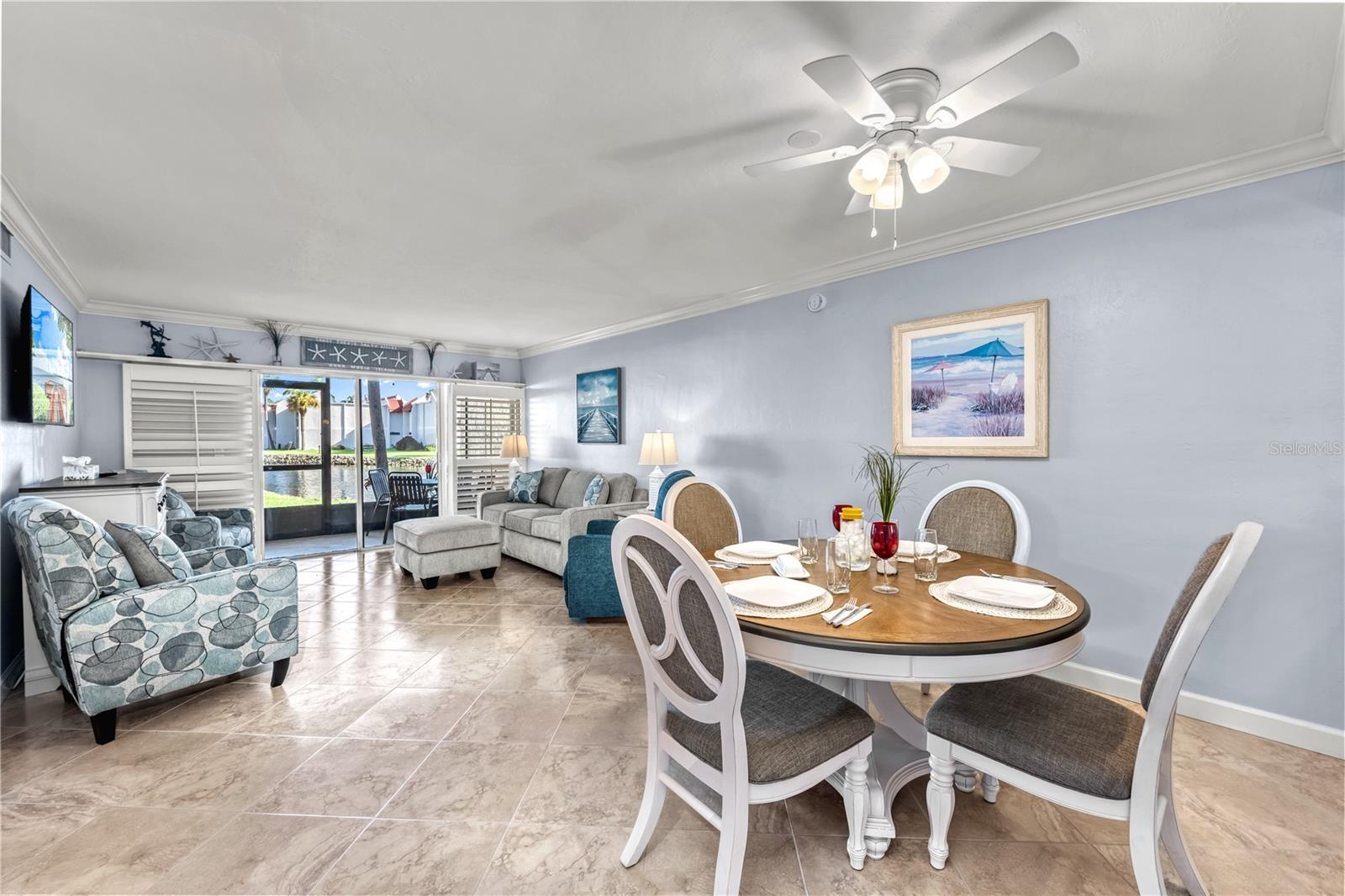 RUNAWAY BAY - Residential