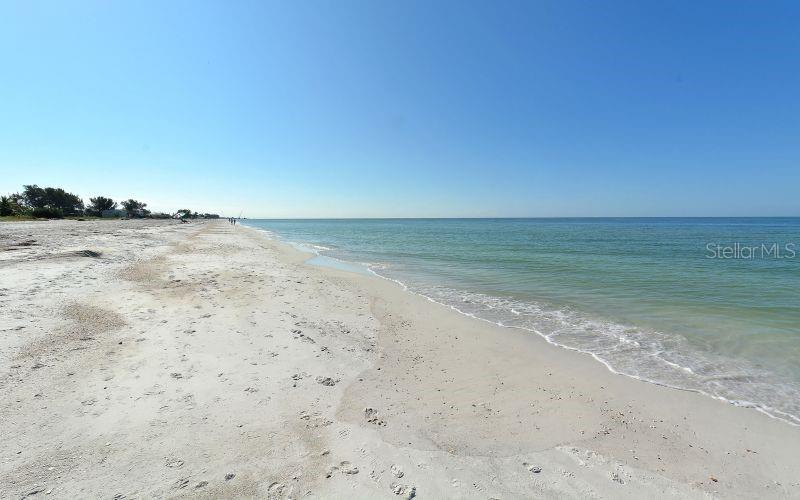 RUNAWAY BAY - Residential