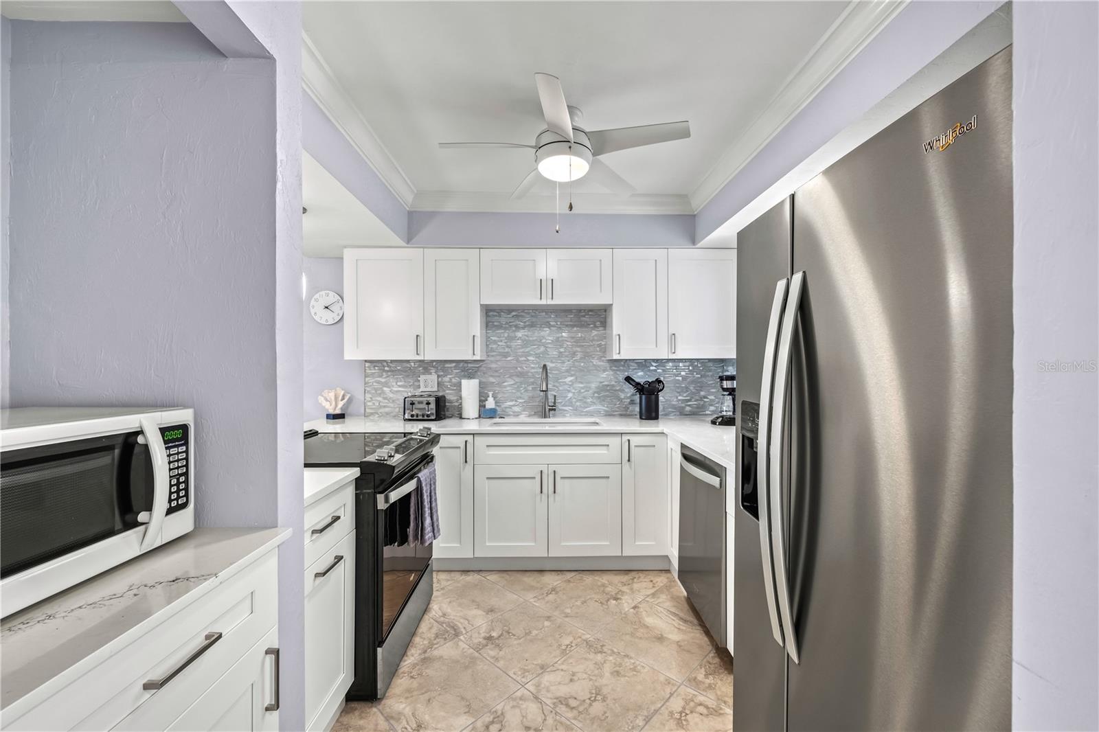 RUNAWAY BAY - Residential