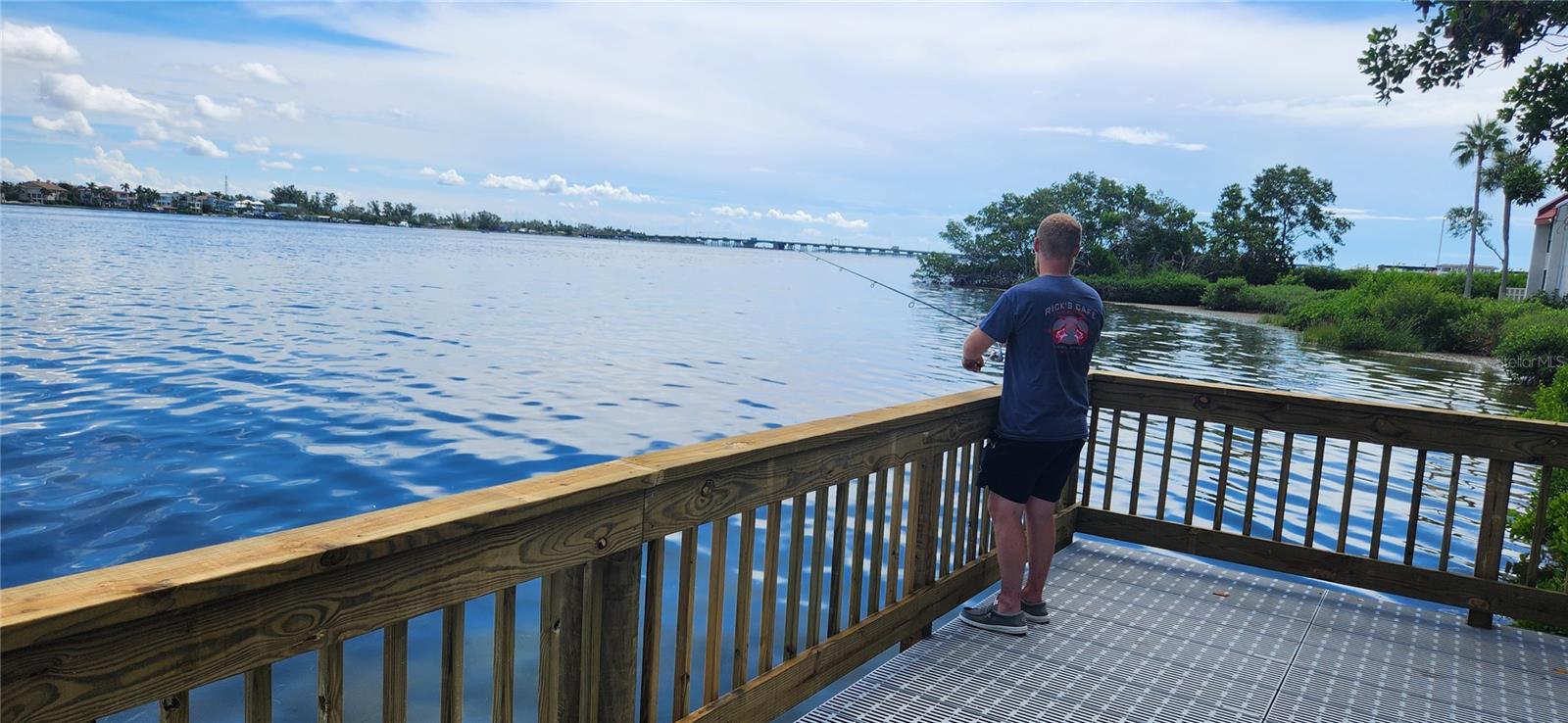 RUNAWAY BAY - Residential