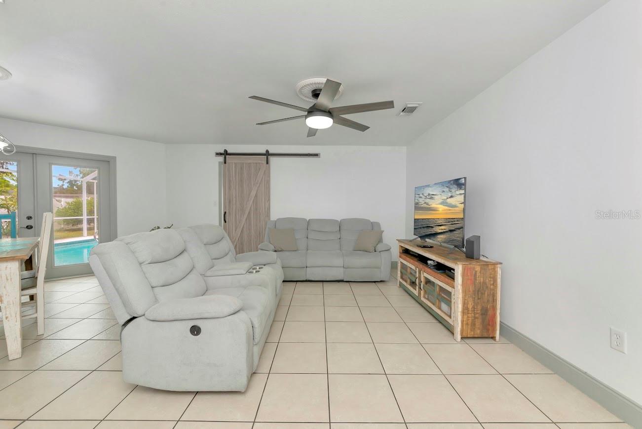 KENSINGTON PARK UNIT 7 - Residential