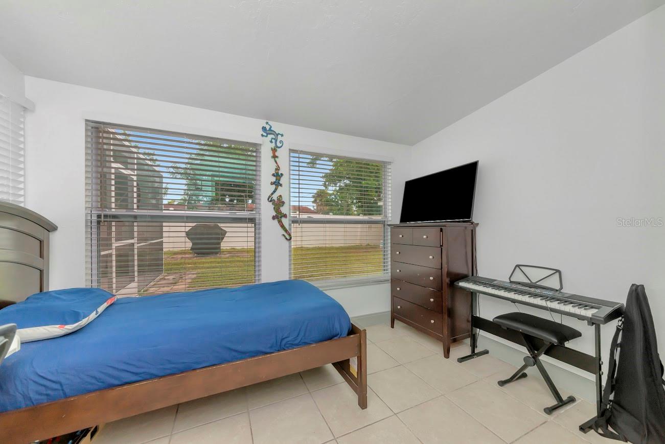 KENSINGTON PARK UNIT 7 - Residential