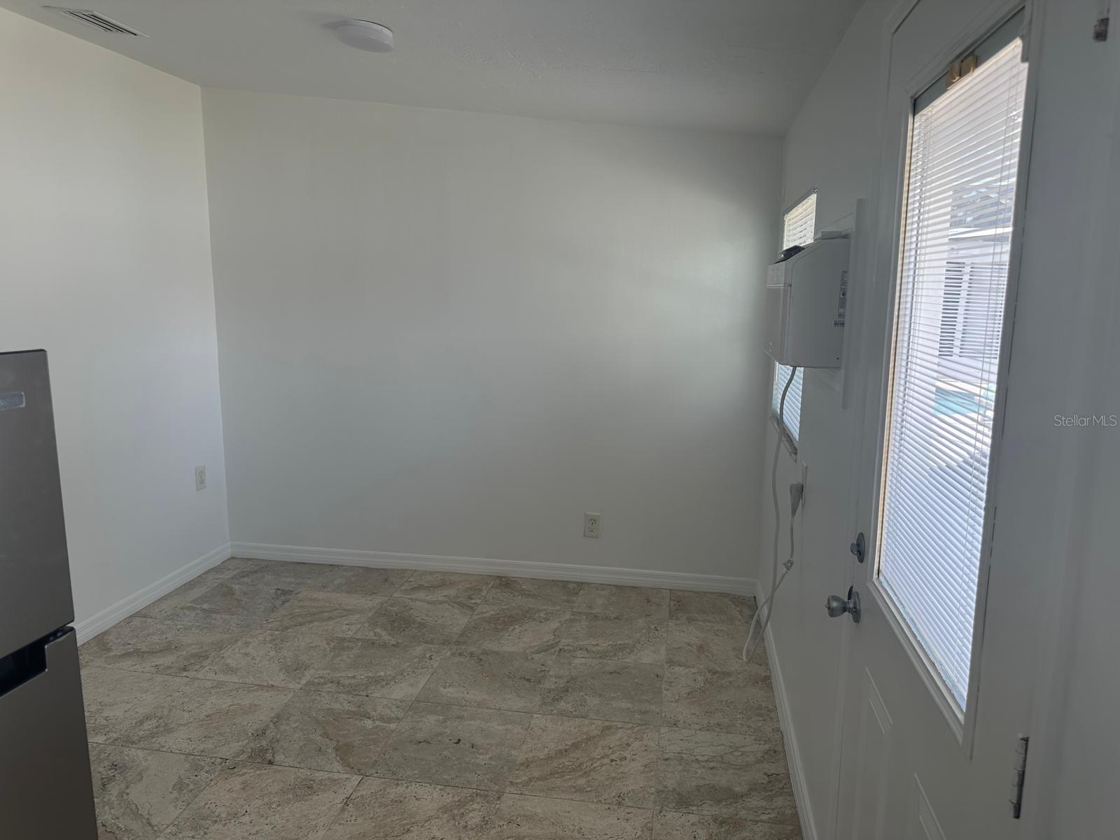 KENSINGTON PARK UNIT 7 - Residential