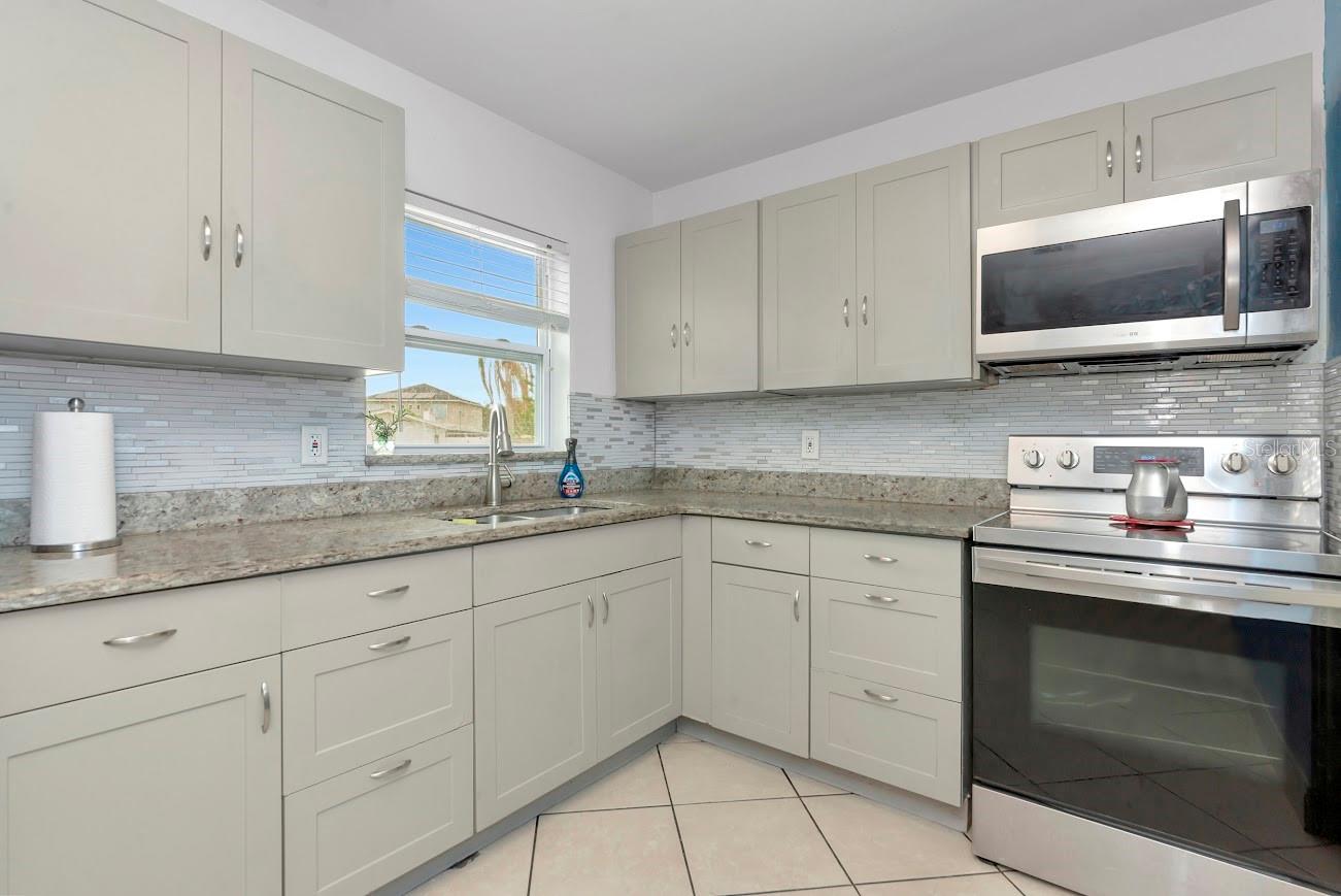 KENSINGTON PARK UNIT 7 - Residential