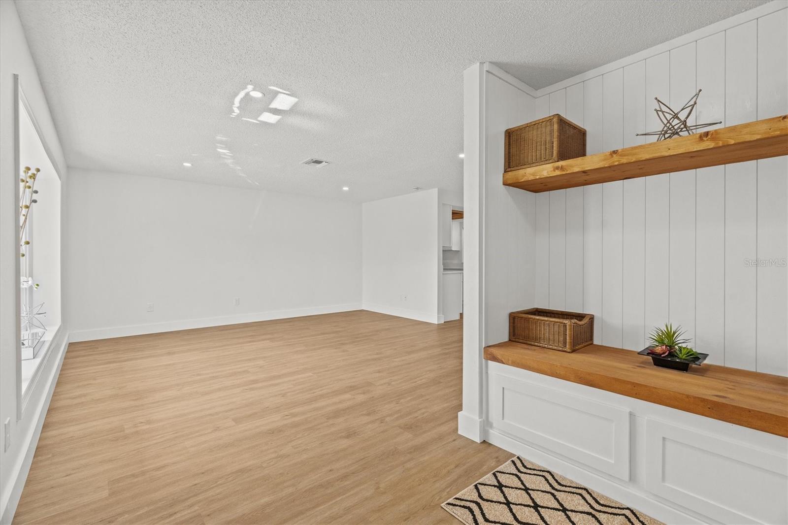 766 TAMERLANE STREET