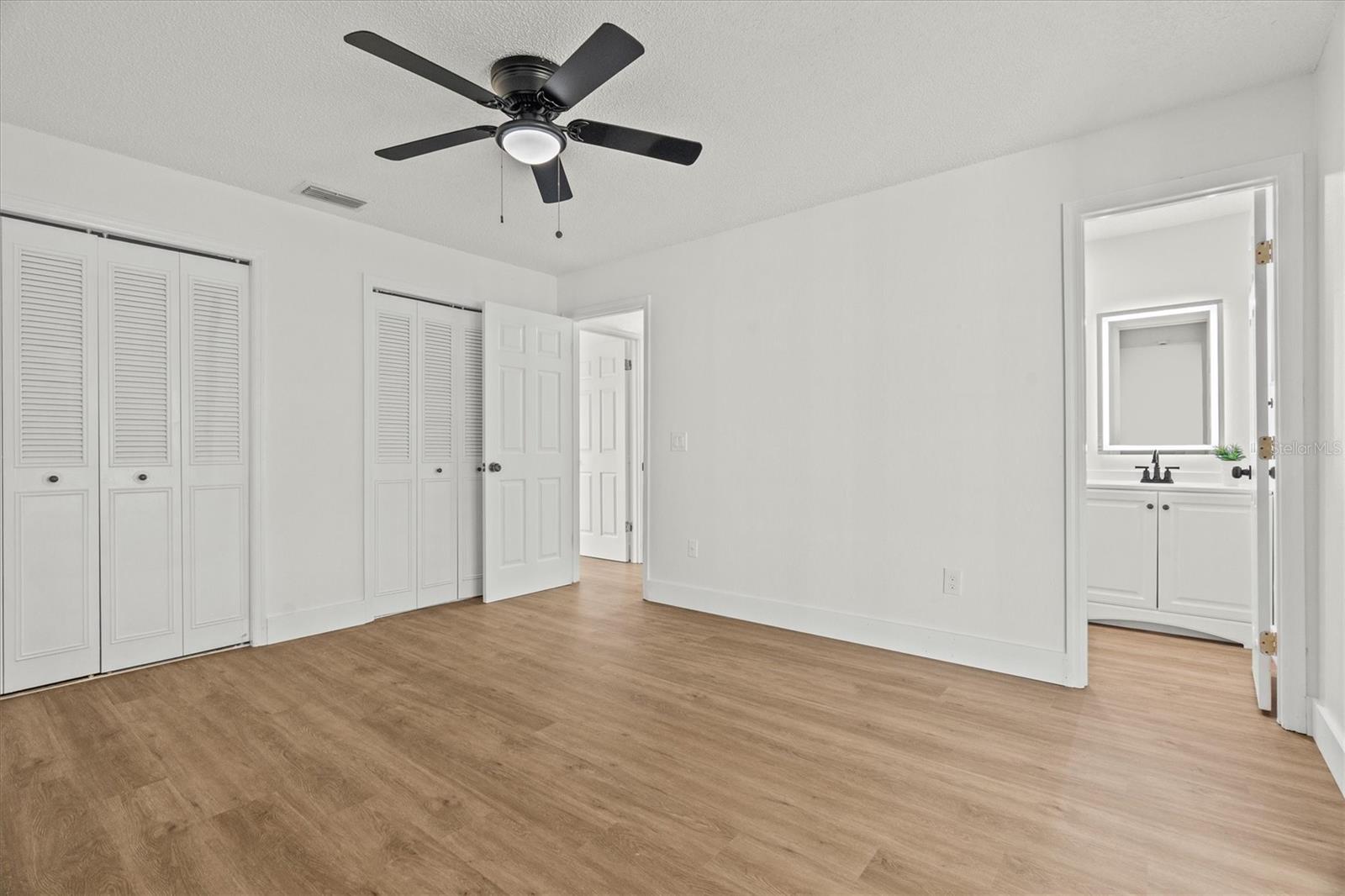 DELTONA LAKES UNIT 03 - Residential