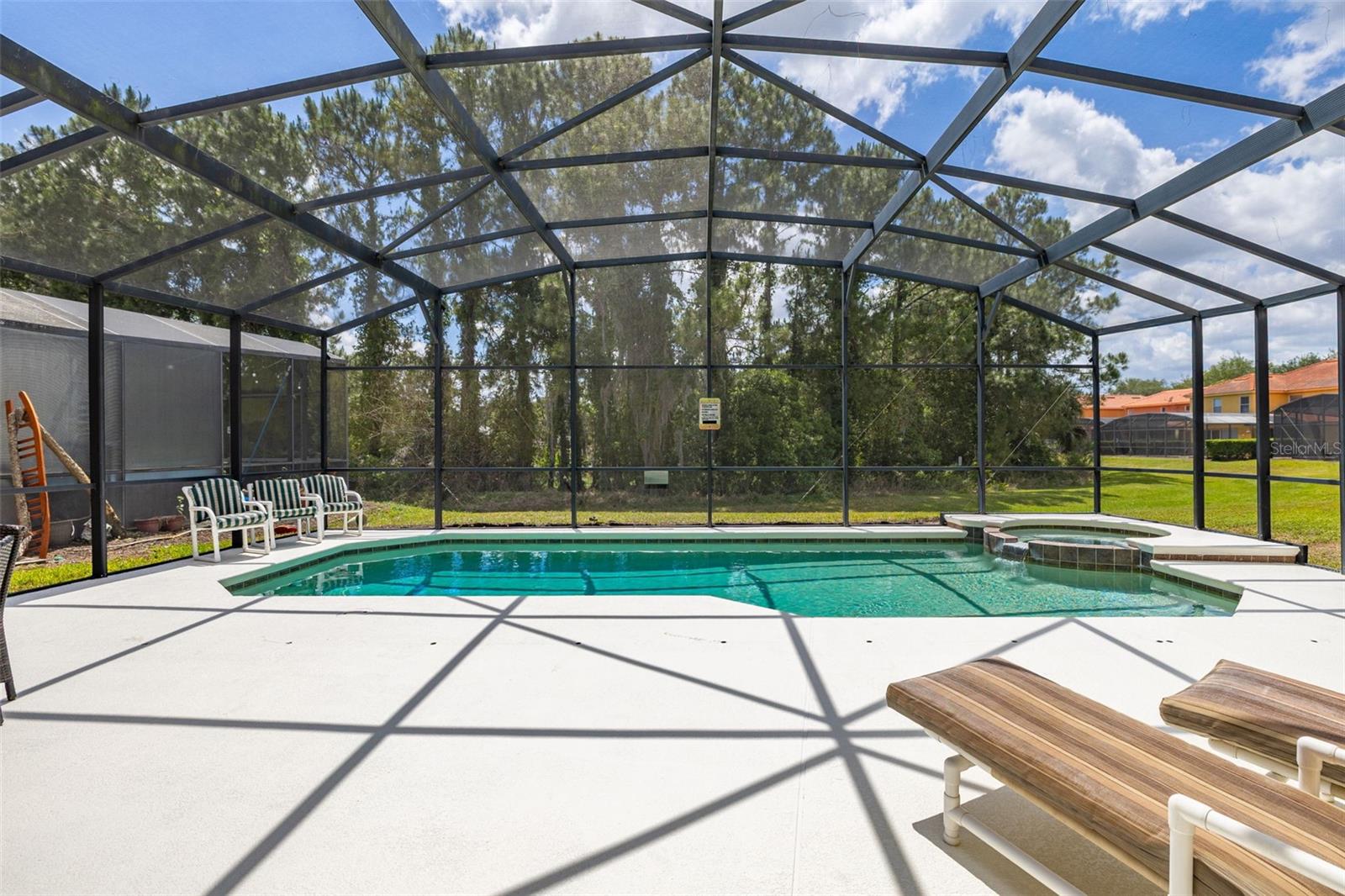 WATERSONG PH 01 - Residential