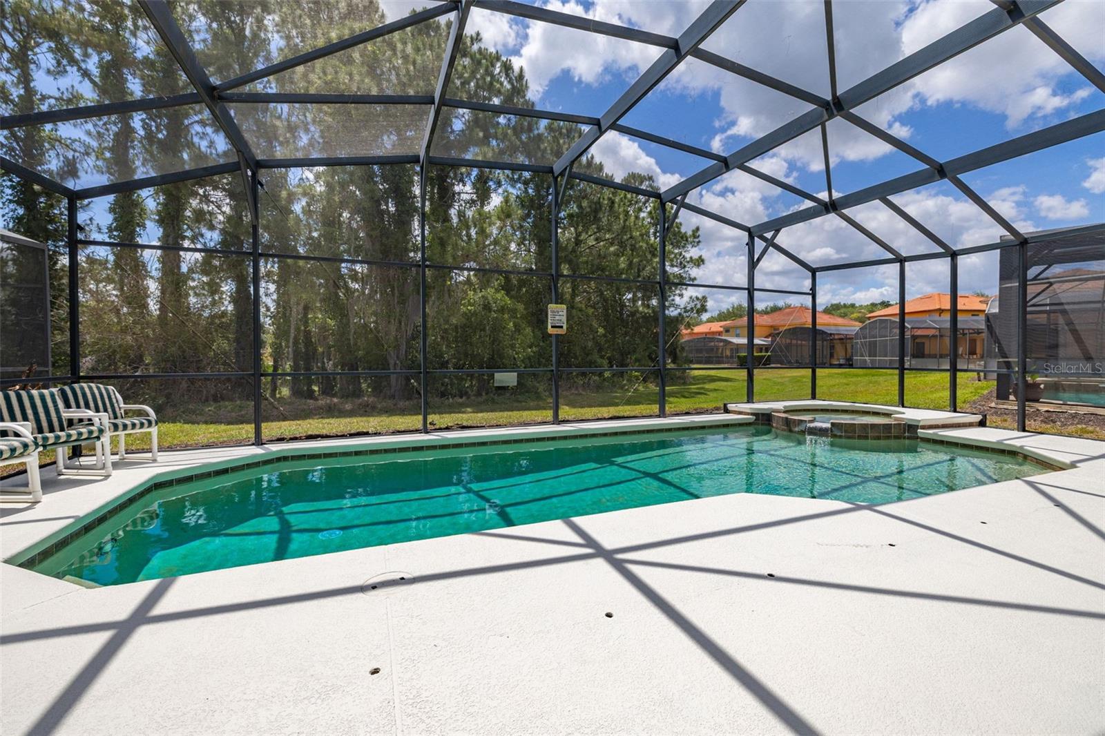 WATERSONG PH 01 - Residential