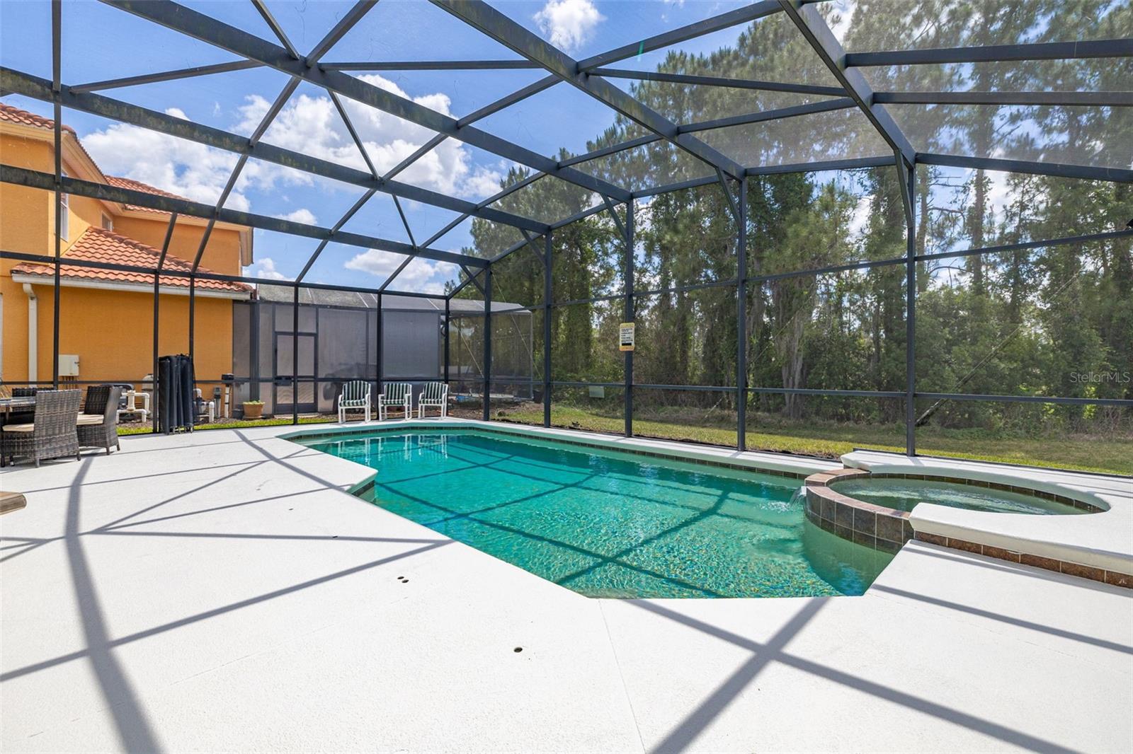 WATERSONG PH 01 - Residential