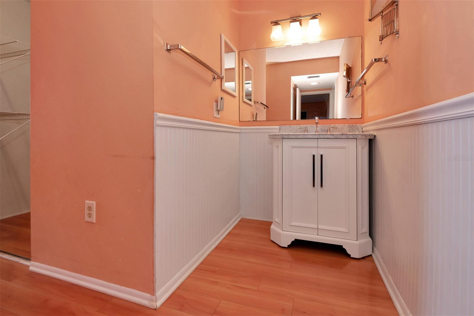 BAYSHORE BATH TENNIS CLUB - Residential