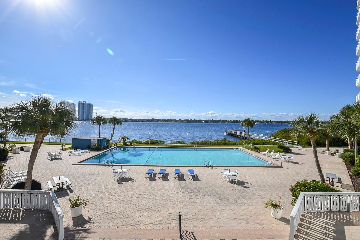 BAYSHORE BATH TENNIS CLUB - Residential