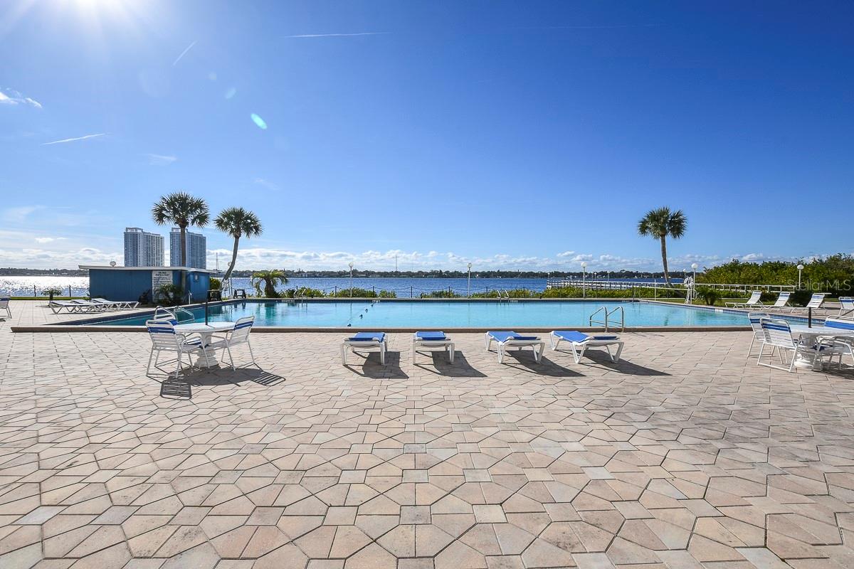 BAYSHORE BATH TENNIS CLUB - Residential