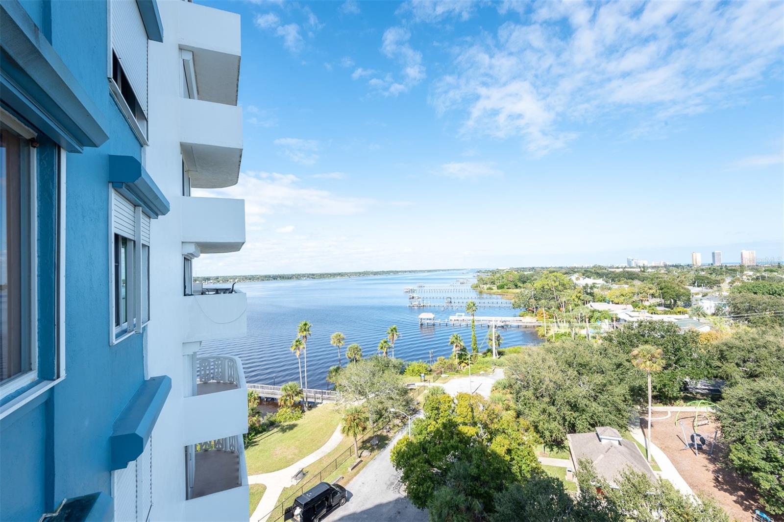 BAYSHORE BATH TENNIS CLUB - Residential