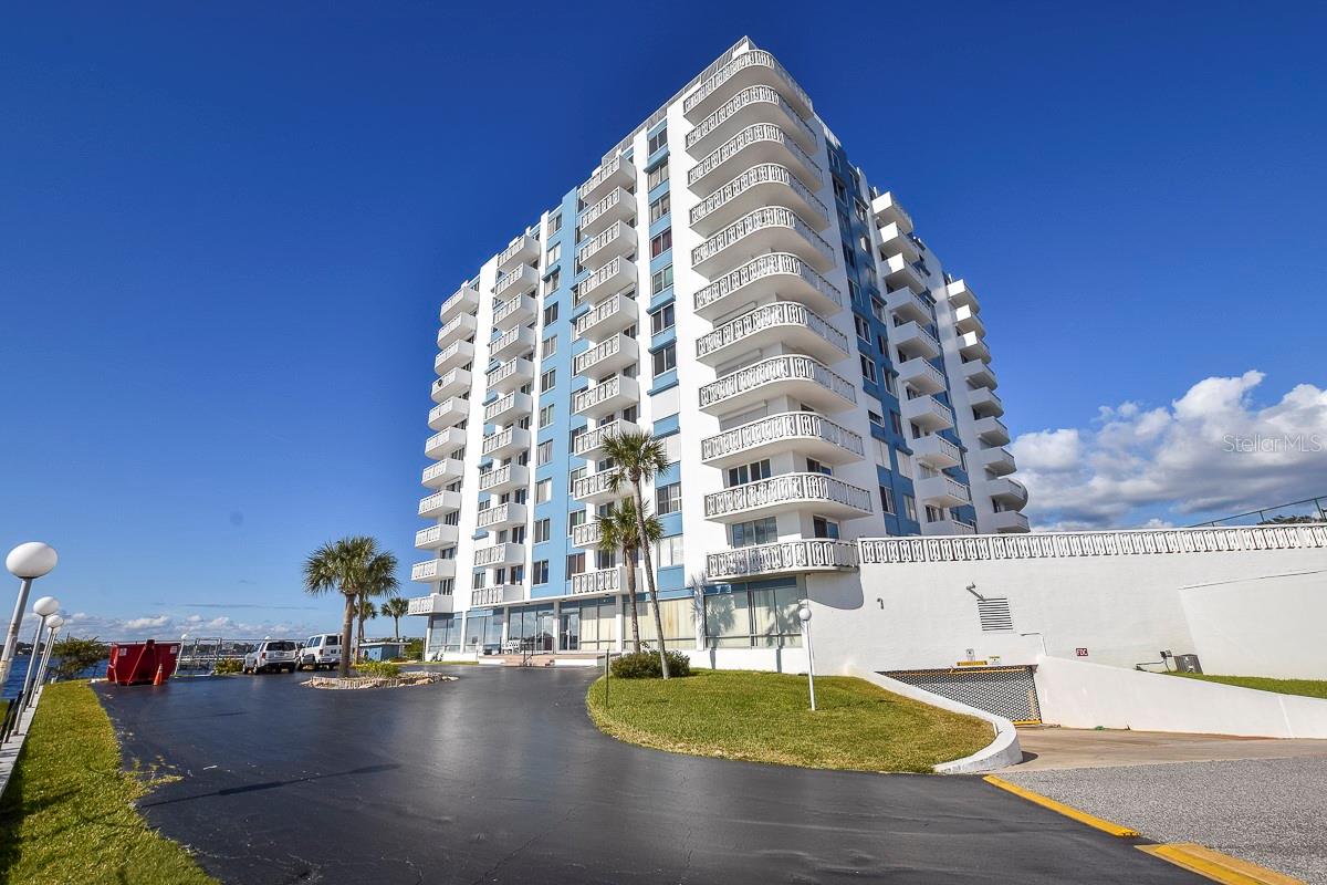 BAYSHORE BATH TENNIS CLUB - Residential