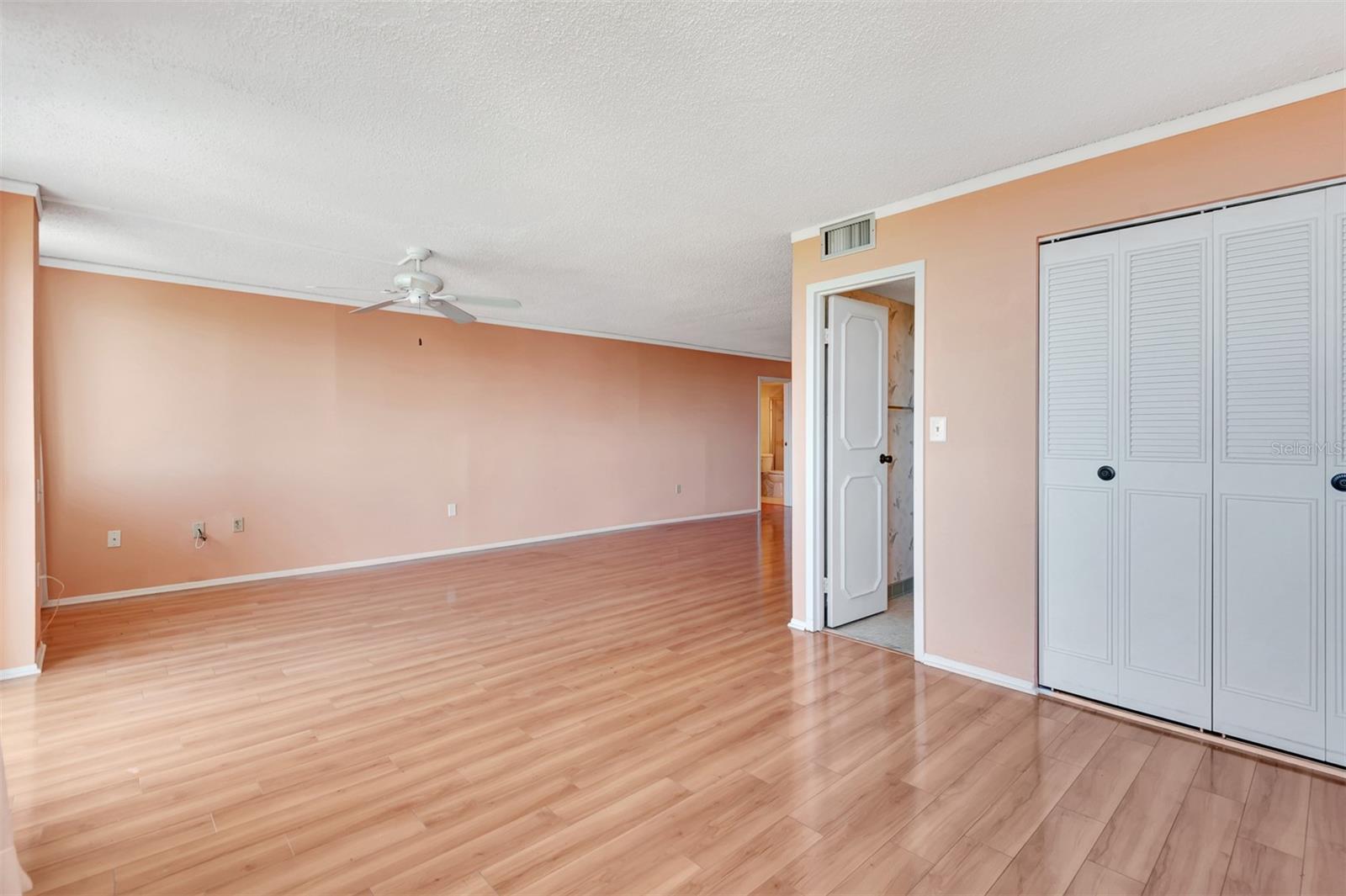 BAYSHORE BATH TENNIS CLUB - Residential