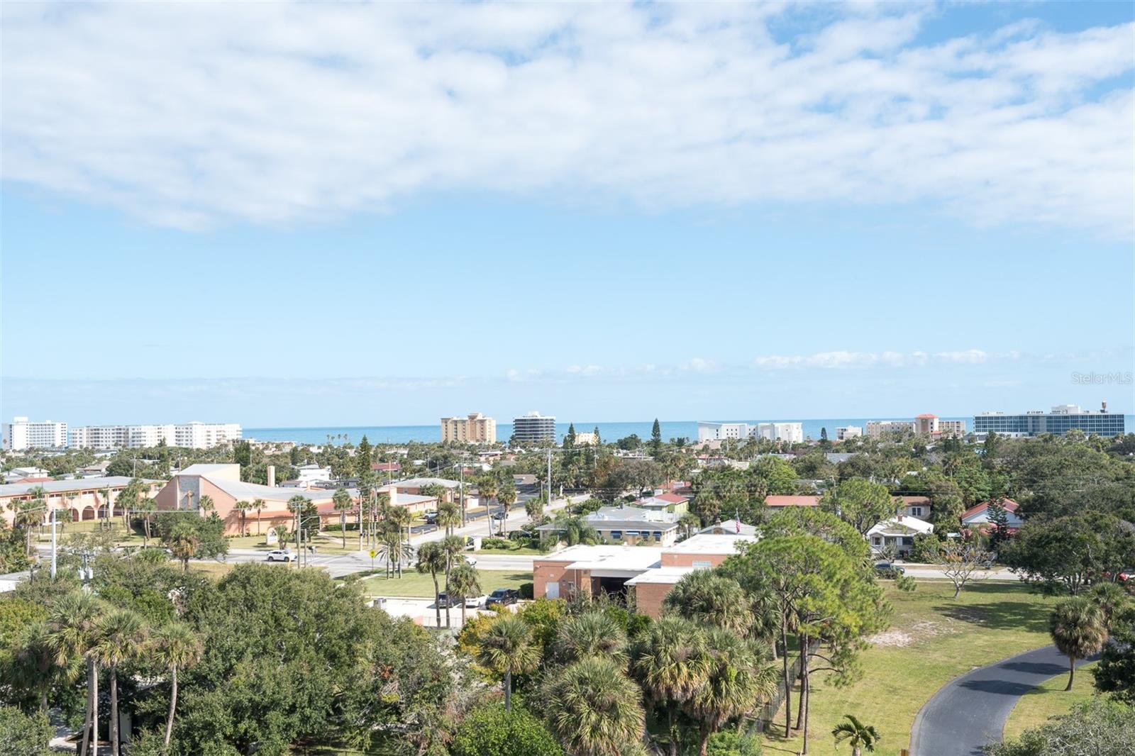 BAYSHORE BATH TENNIS CLUB - Residential