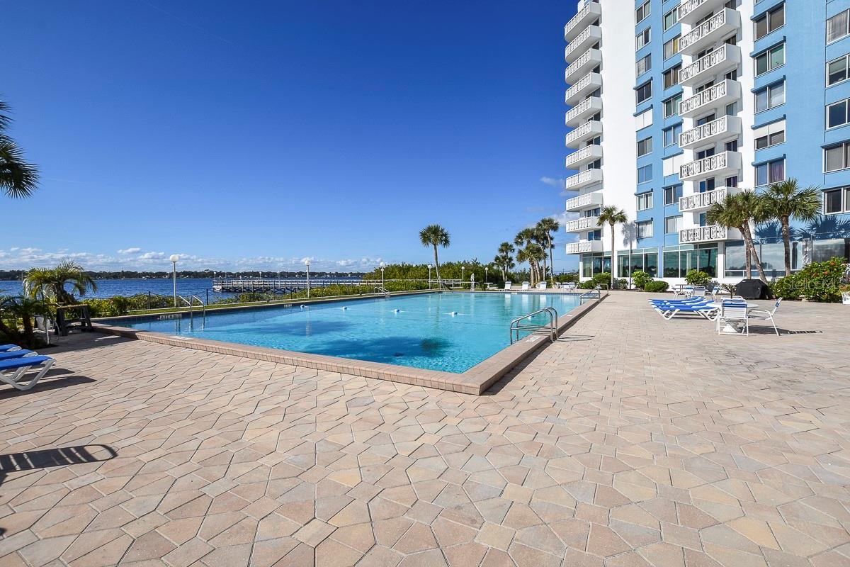 BAYSHORE BATH TENNIS CLUB - Residential