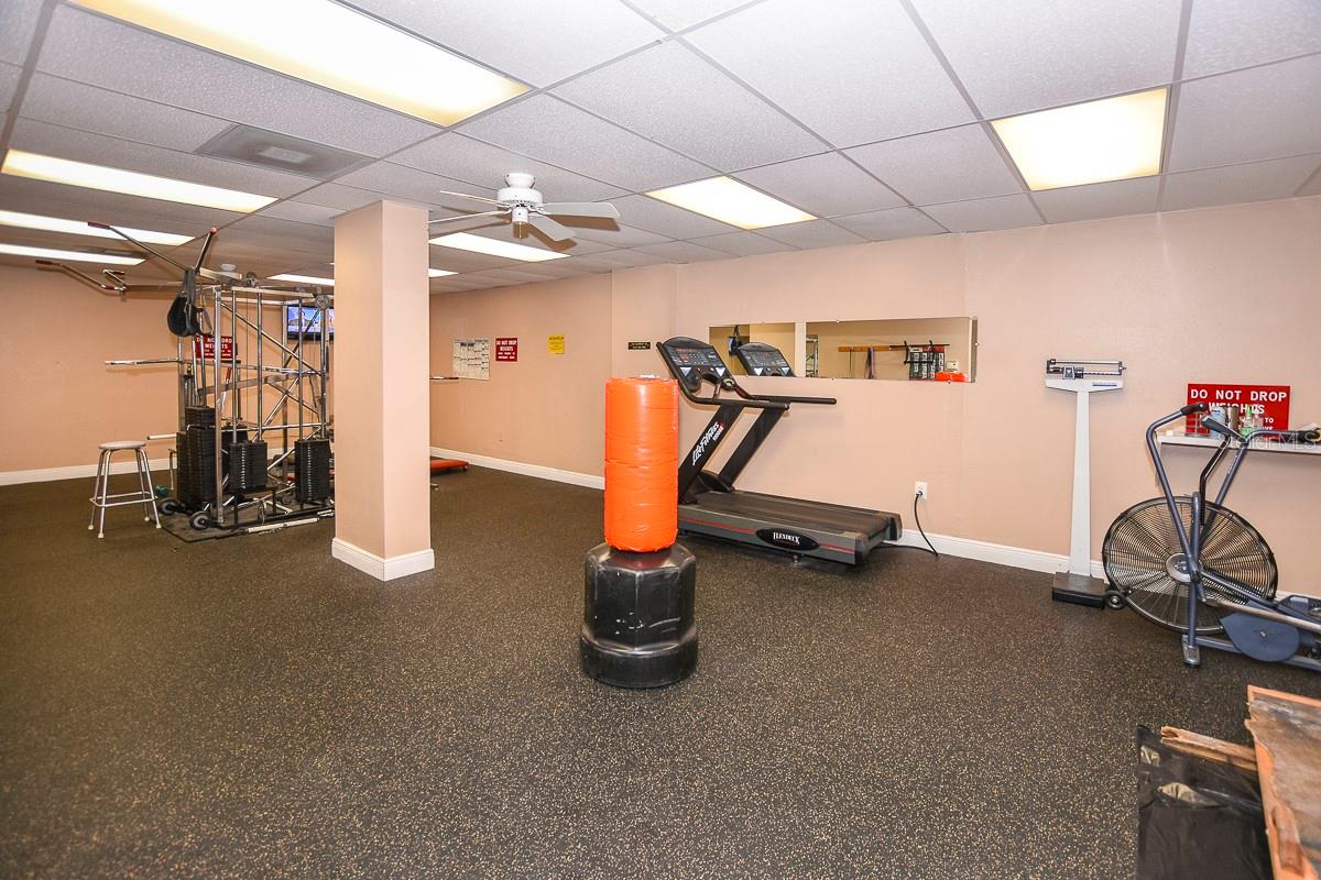 BAYSHORE BATH TENNIS CLUB - Residential