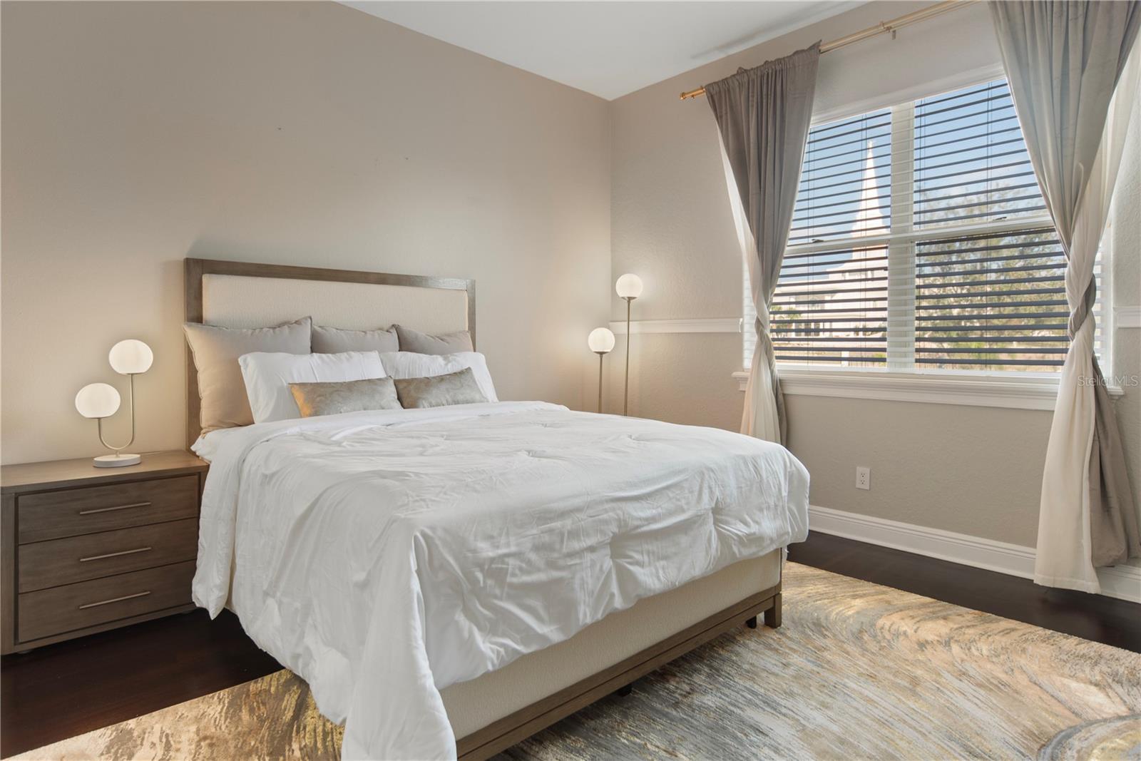 HARBOR ISLE - Residential