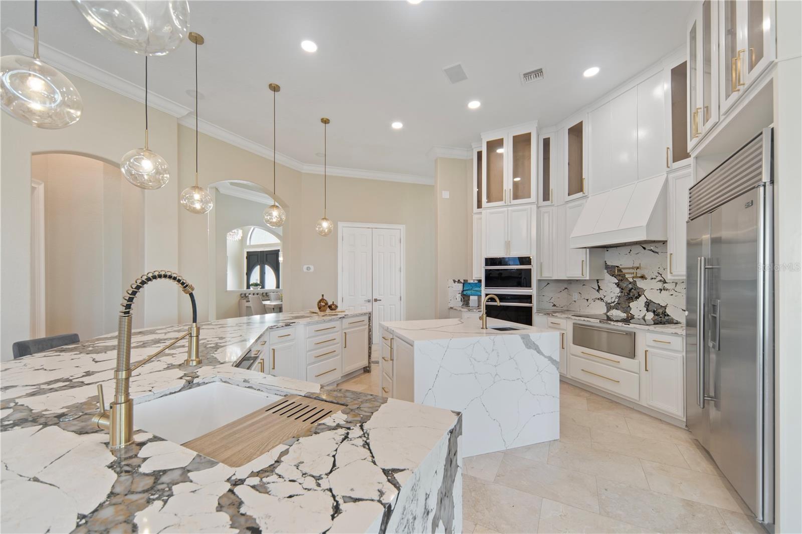 HARBOR ISLE - Residential