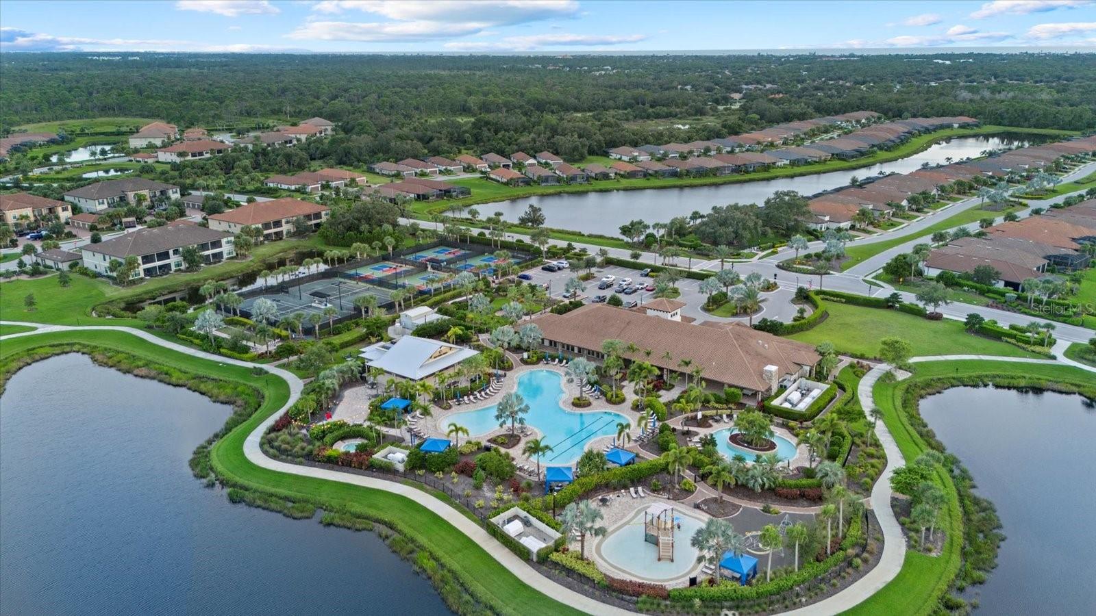 ESPLANADE PALMER - Residential