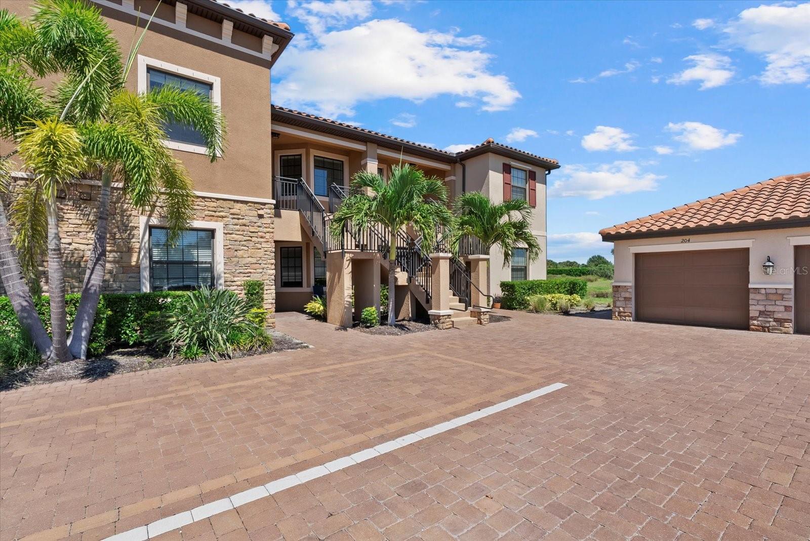 ESPLANADE PALMER - Residential