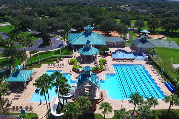 THE PROMENADE TWNHMS AT WESTMEADOWS - Residential
