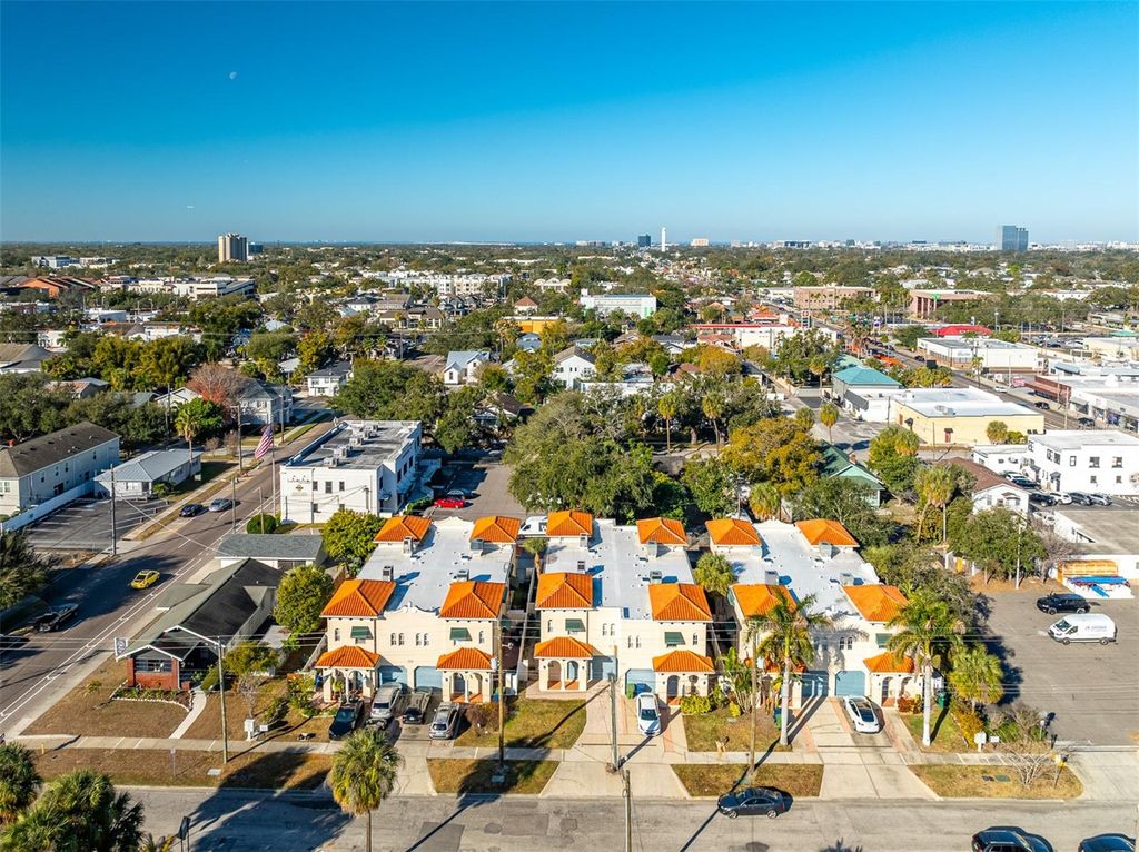 Photo of 111 S Melville Avenue, Tampa, FL 33606 (MLS # TB8474043)