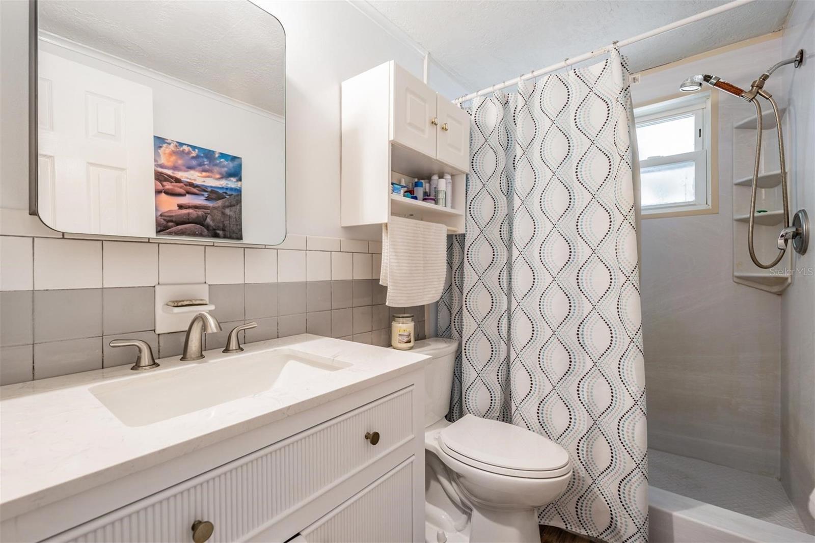 ALOHA GARDENS - Residential