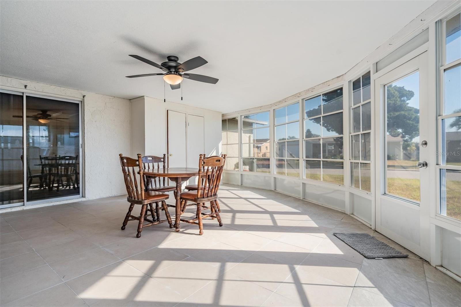 ALOHA GARDENS - Residential