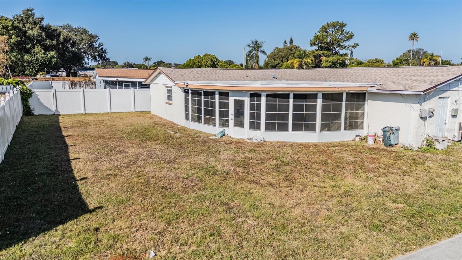 ALOHA GARDENS - Residential