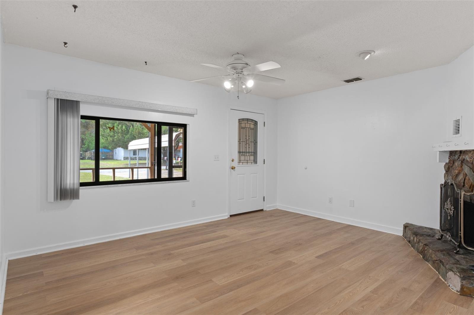 MEADOW WOOD - Residential