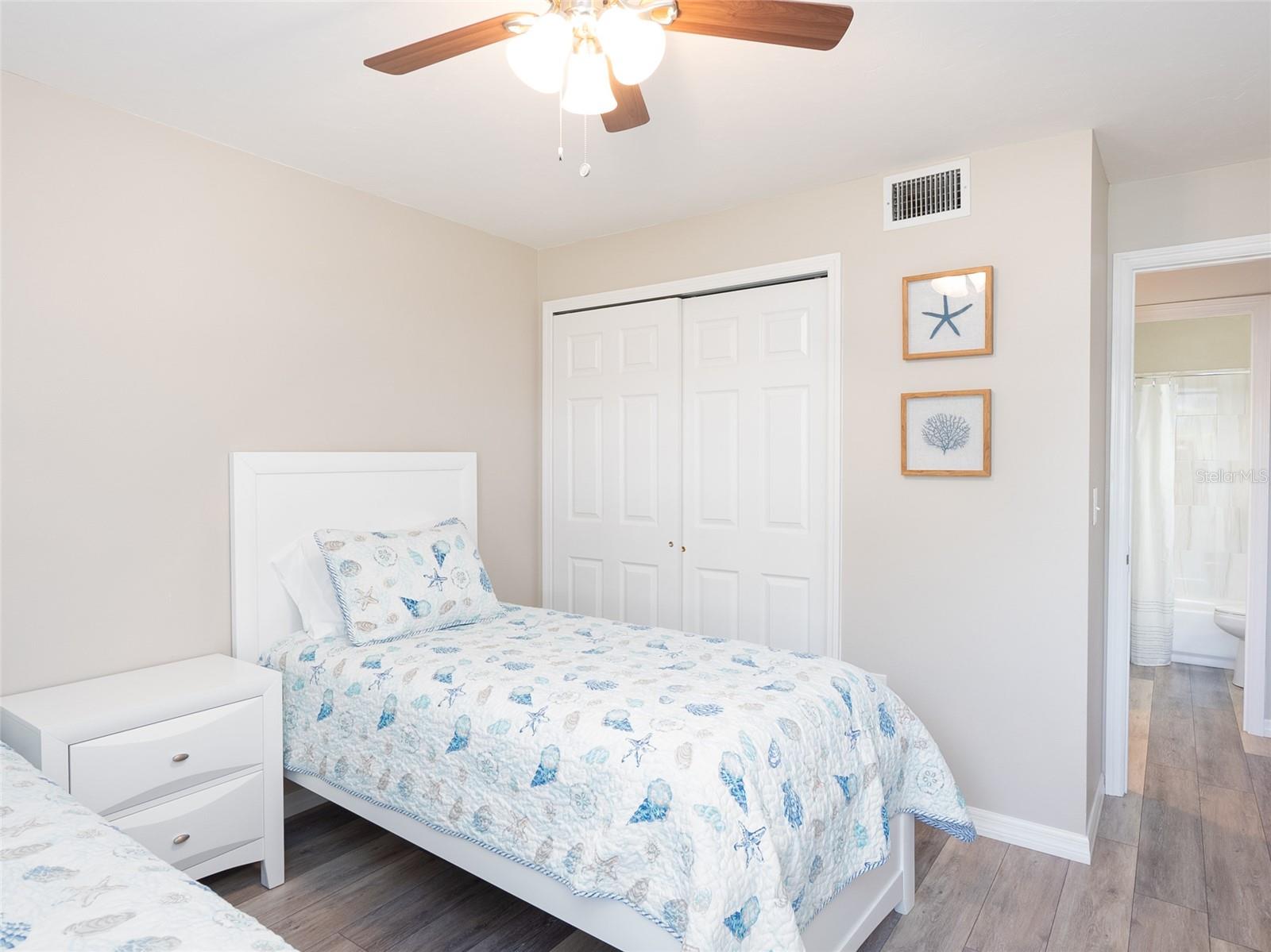 VILLAGE BROOKE SEC 1 - Residential