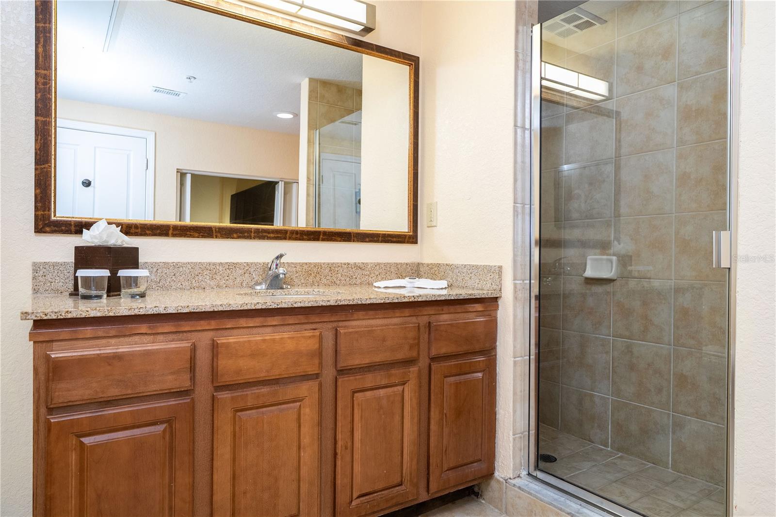 FLORIDAYS ORLANDO RESIDENCE - Residential