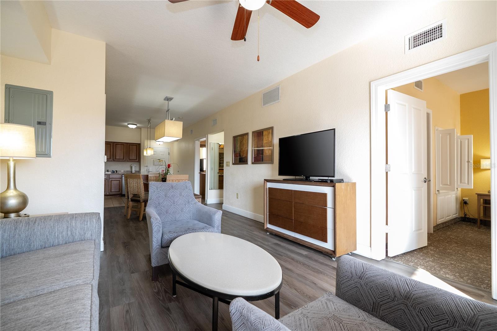 FLORIDAYS ORLANDO RESIDENCE - Residential