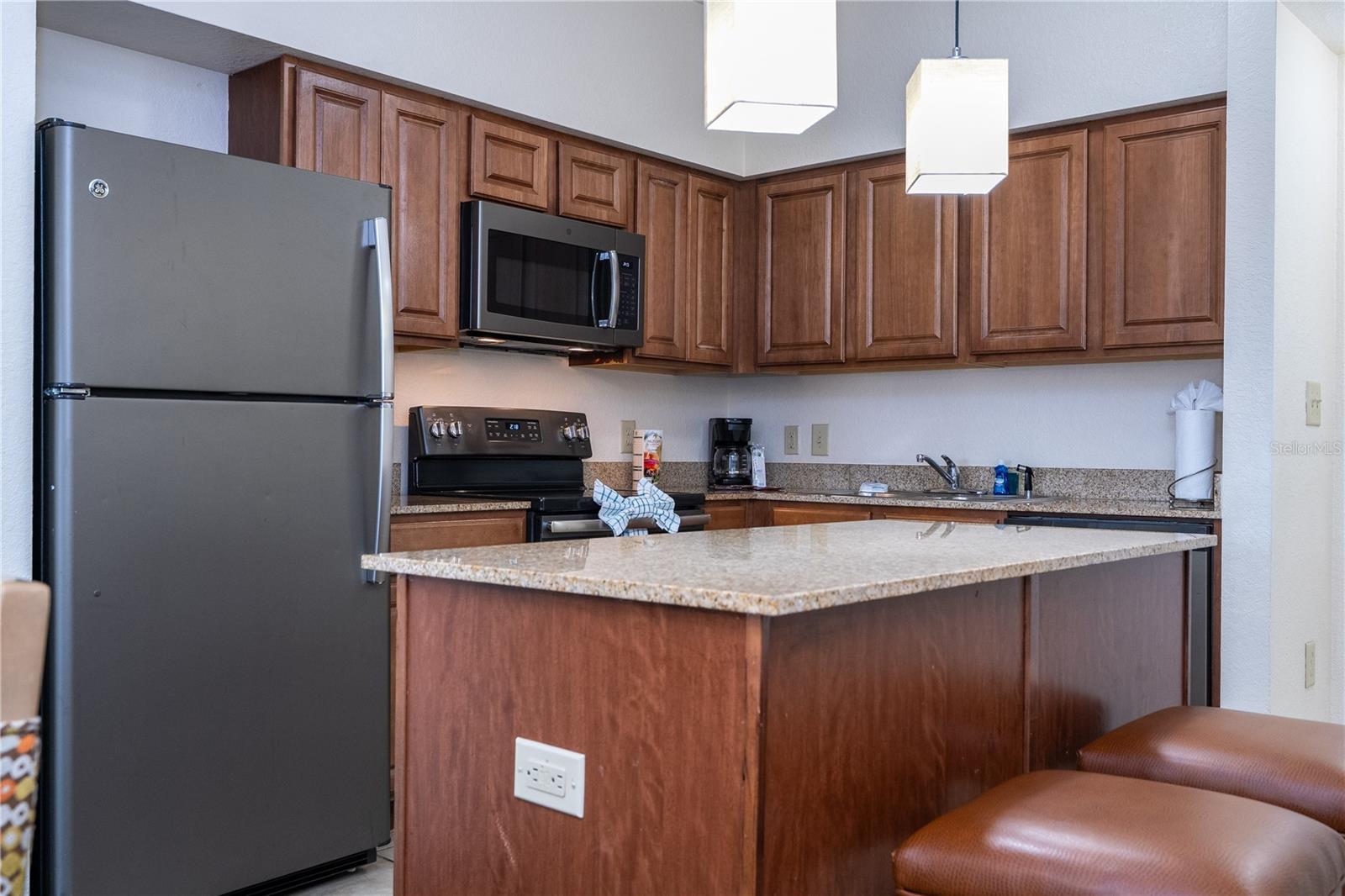 FLORIDAYS ORLANDO RESIDENCE - Residential