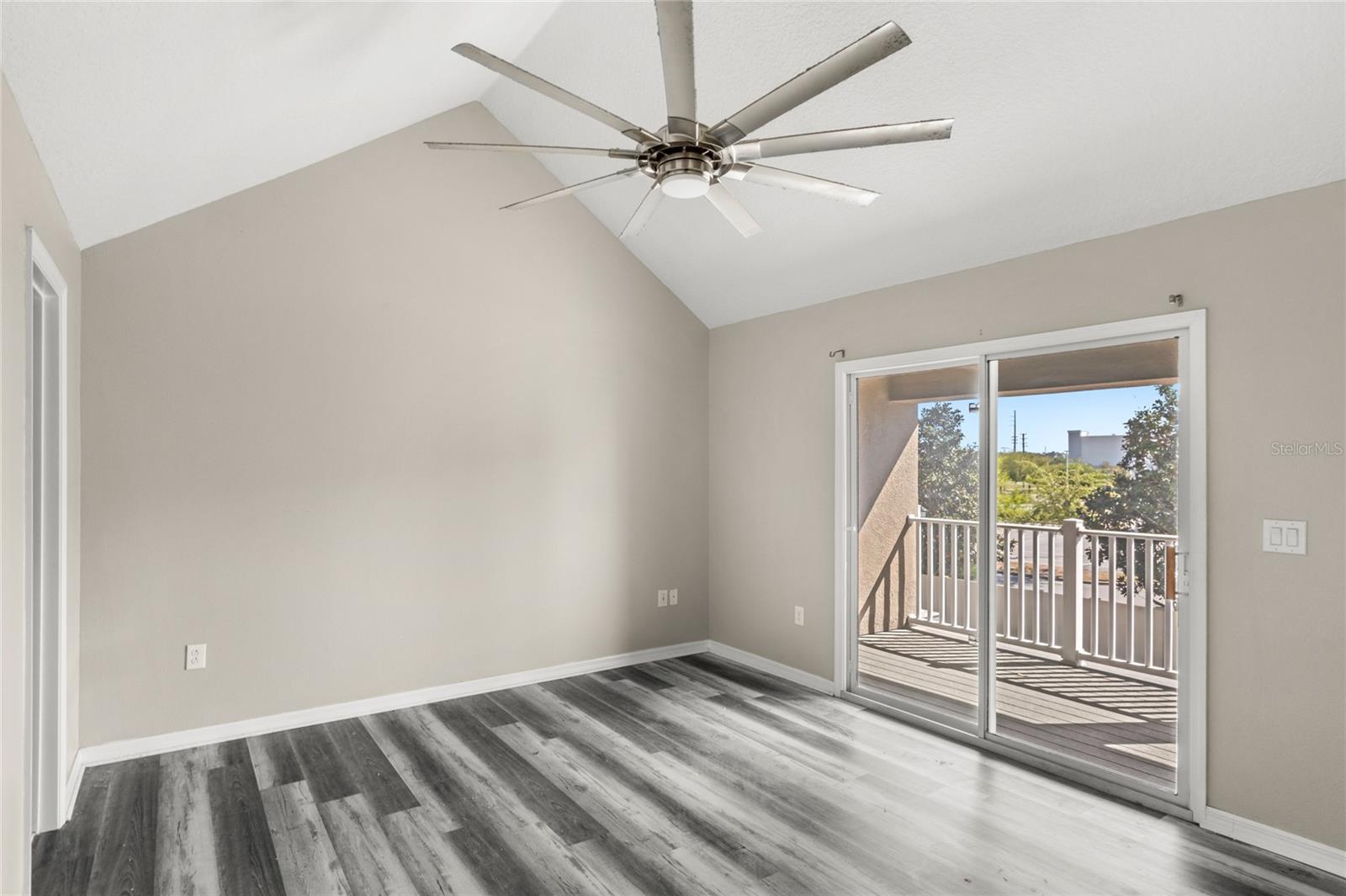 2694 GIARDINO LOOP