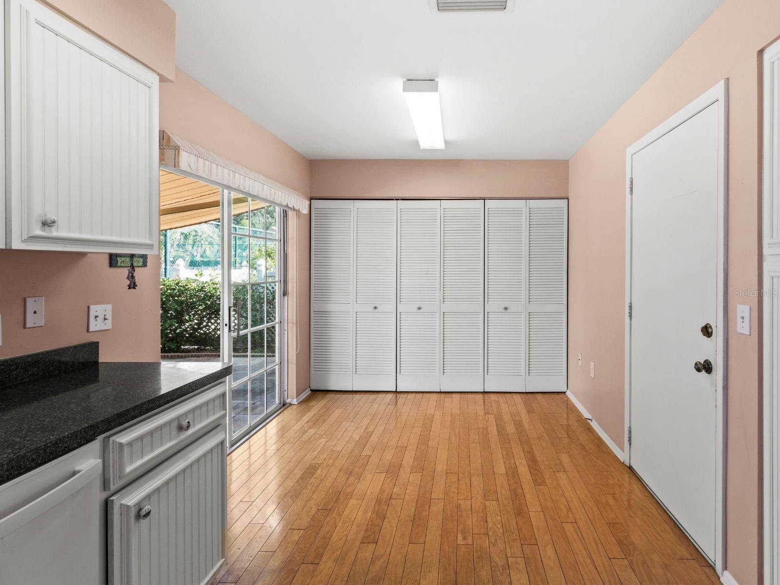 LAKEBRIDGE SOUTH PH A & B - Residential