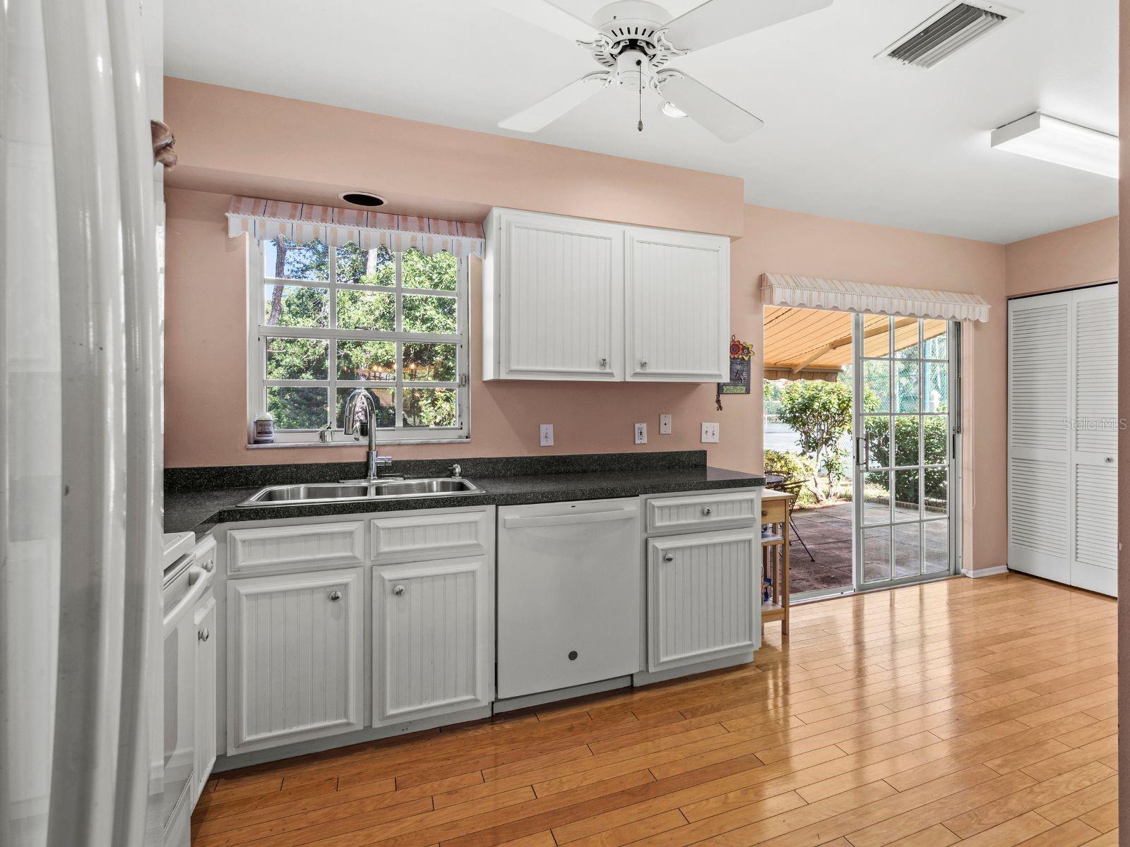 LAKEBRIDGE SOUTH PH A & B - Residential