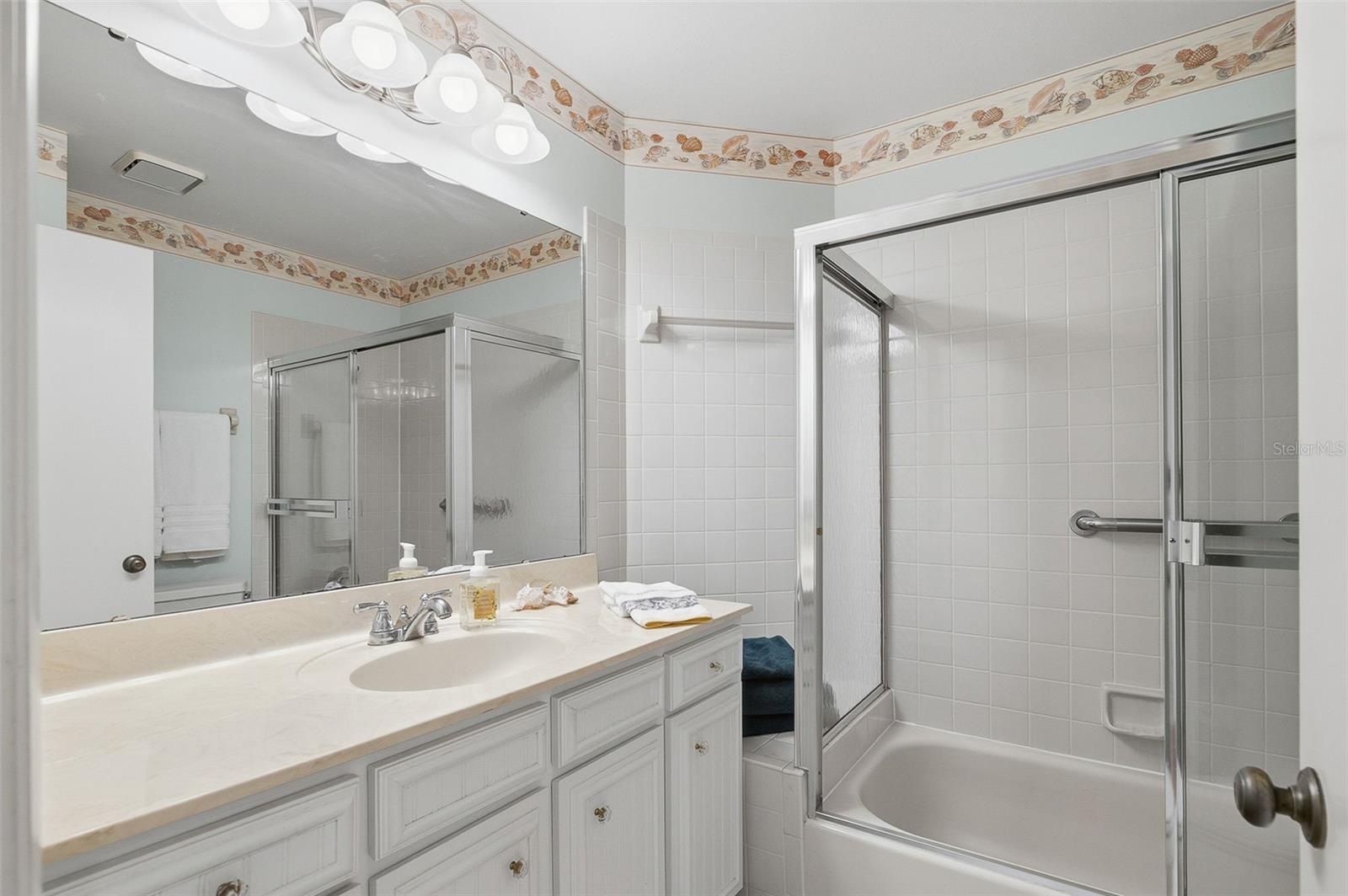 LAKEBRIDGE SOUTH PH A & B - Residential