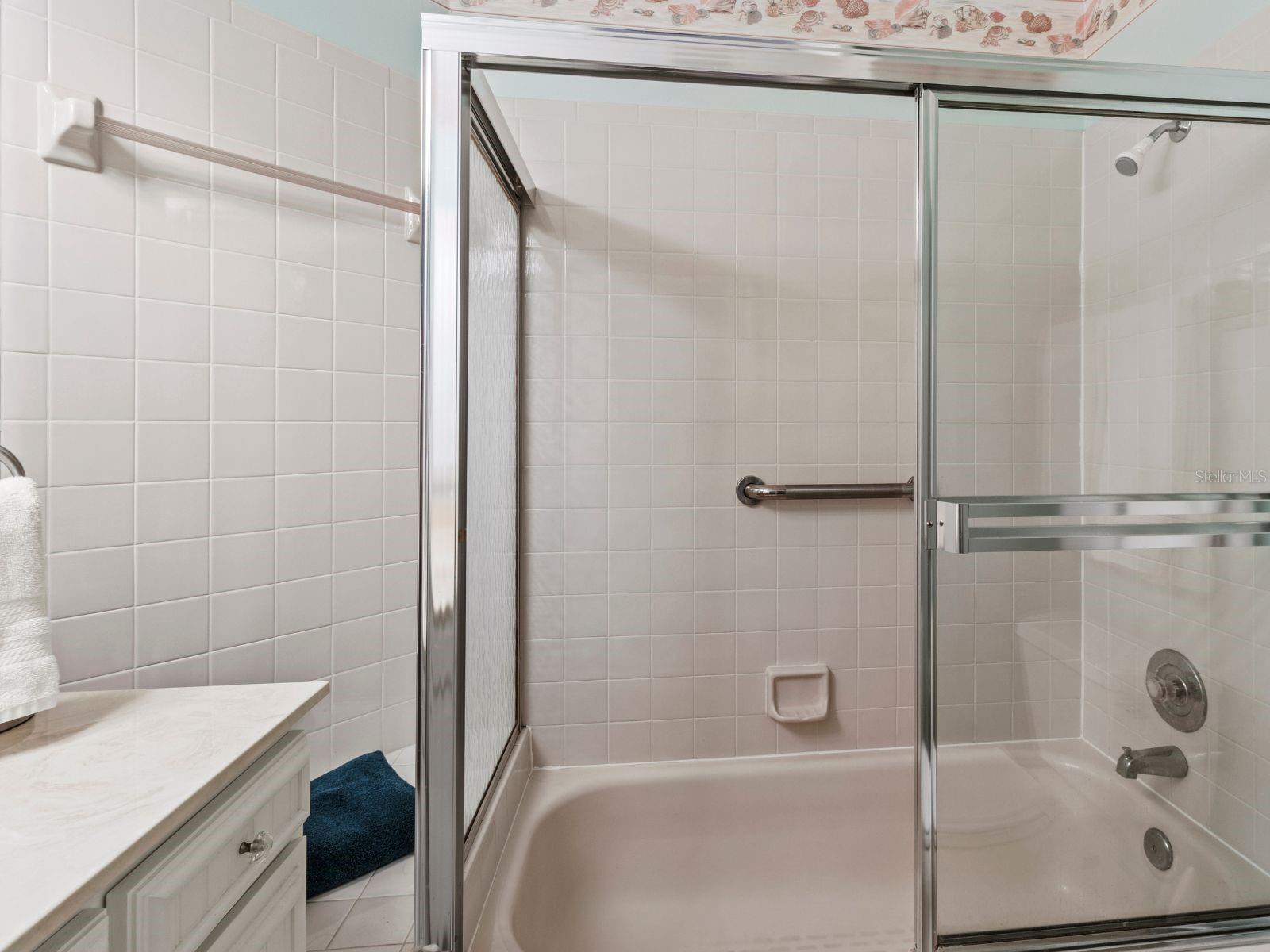 LAKEBRIDGE SOUTH PH A & B - Residential