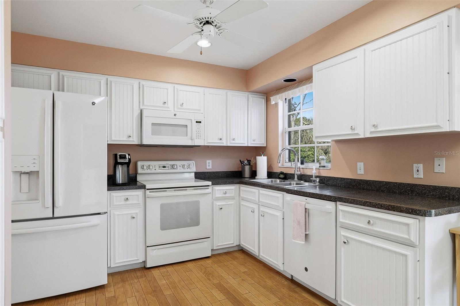 LAKEBRIDGE SOUTH PH A & B - Residential