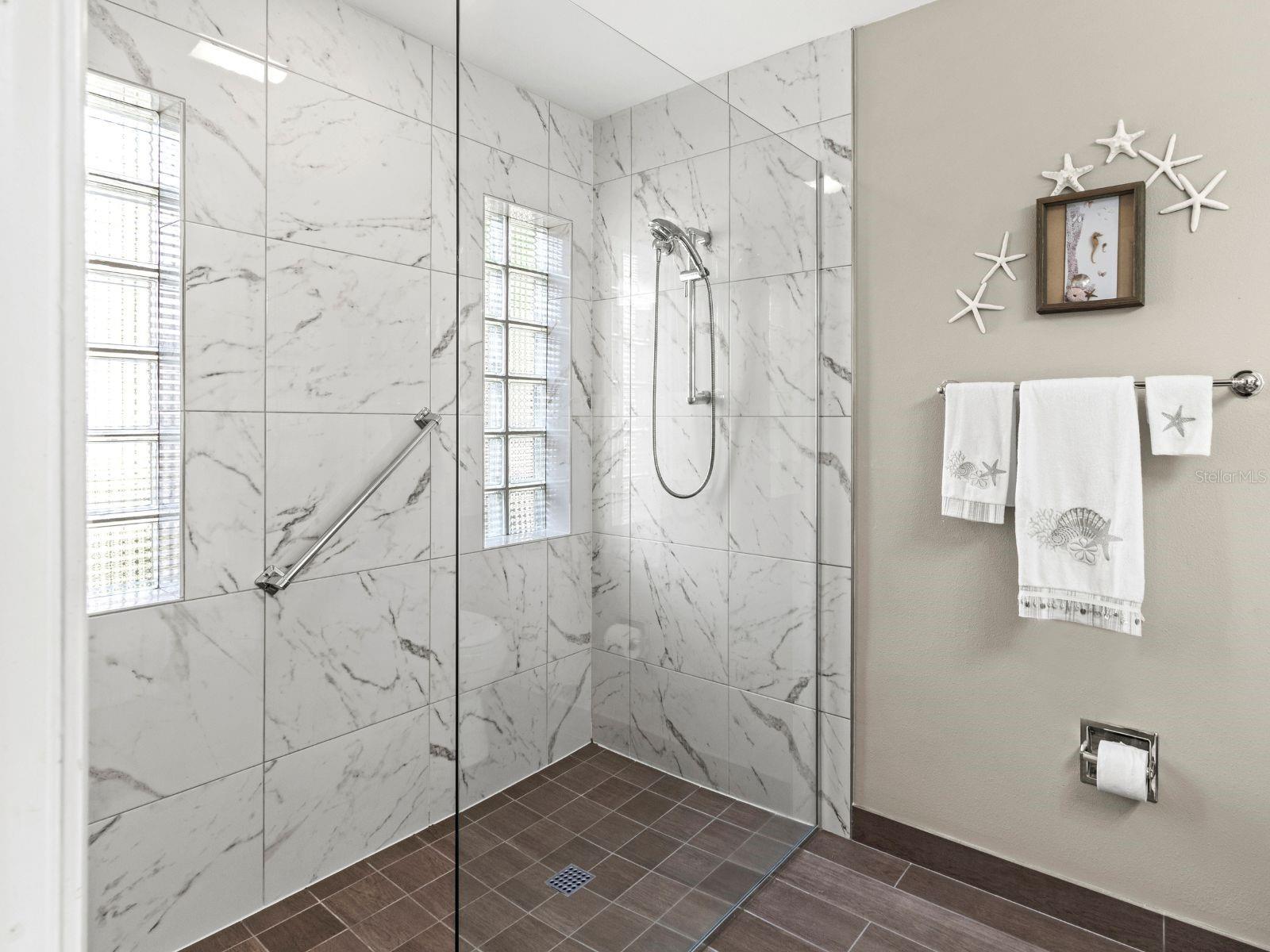 LAKEBRIDGE SOUTH PH A & B - Residential