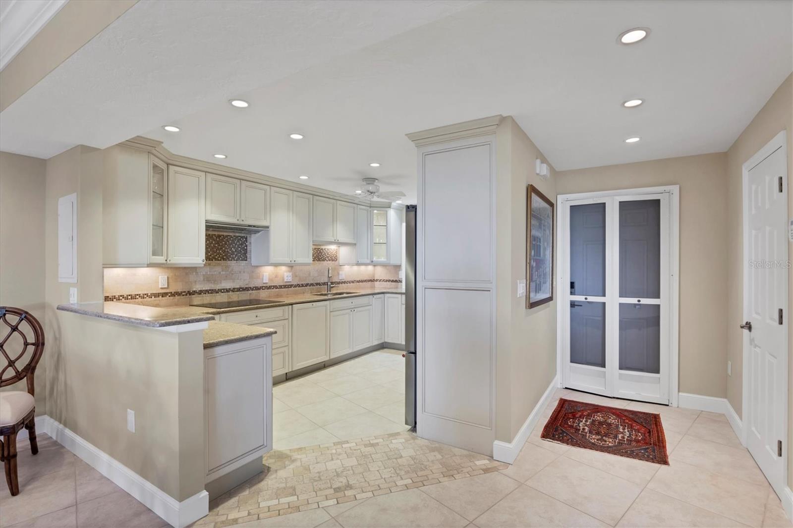 WESTCHESTER APTS - Residential