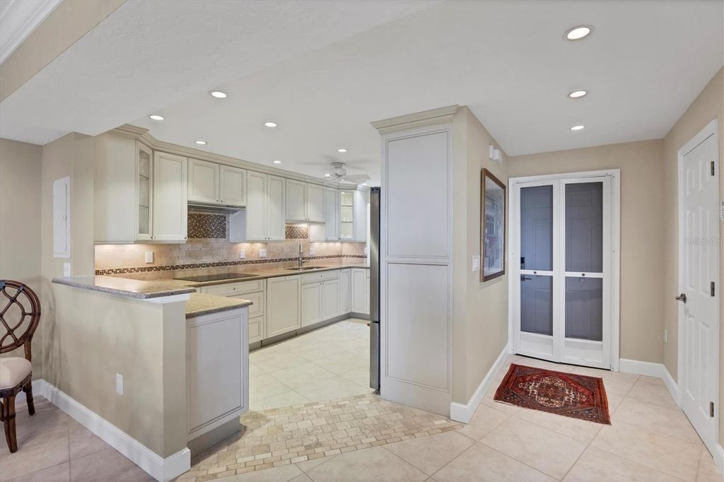 Photo of 4805 Gulf Of Mexico Drive #103, Longboat Key, FL 34228 (MLS # A4677568)